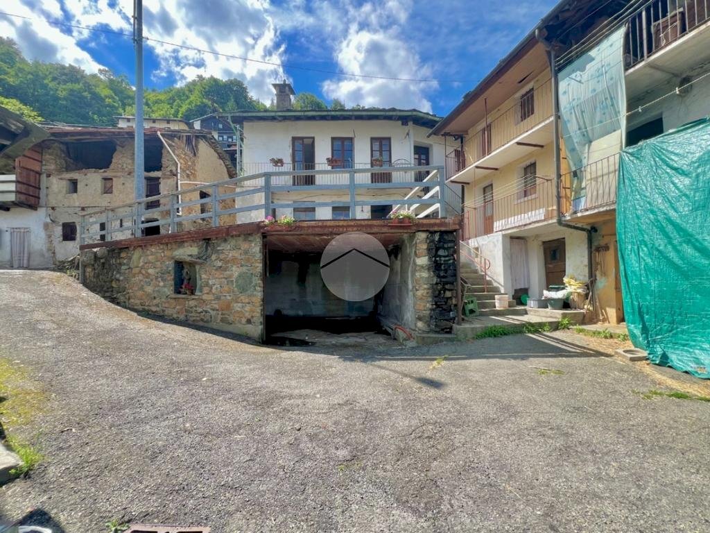 Rustico Frazione André, Traves - foto 1