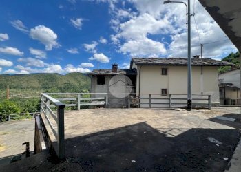 Rustic Frazione André, Traves - photo 3