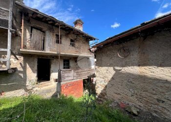 Rustic Frazione André, Traves - photo 31