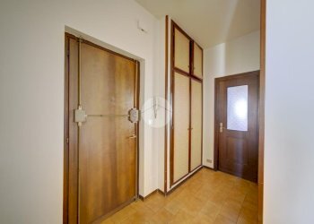 Three-room apartment Via Cristoforo Colombo, Piossasco - photo 8