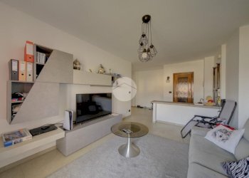 Three-room apartment Via Colombo, Piossasco - photo 8