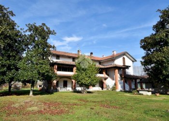 Independent house Largo Ivrea, Albiano d'Ivrea - photo 1