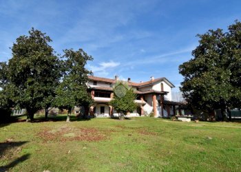 Independent house Largo Ivrea, Albiano d'Ivrea - photo 2