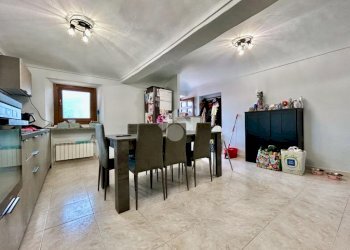 Four-room apartment Via fucine inferiori, Condove - photo 3