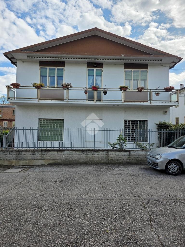 Deposito Via Giusti, Bondeno - foto 3