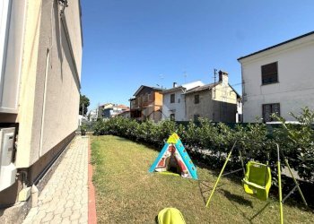 Casa semi indipendente Via Giotto, Trecate - foto 18