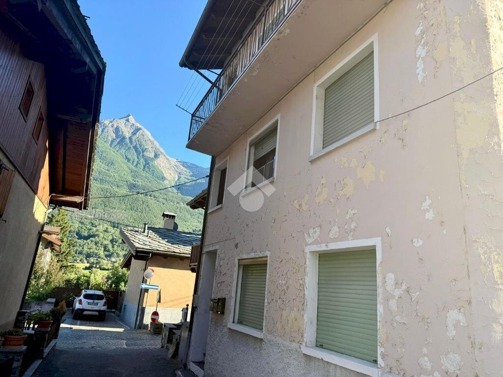 Three-room apartment Via Roma, Quart - photo 2