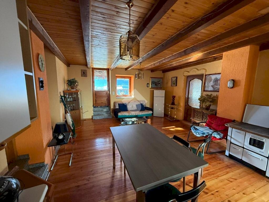 Apartment Frazione Baravex Dessous, Nus - photo 2