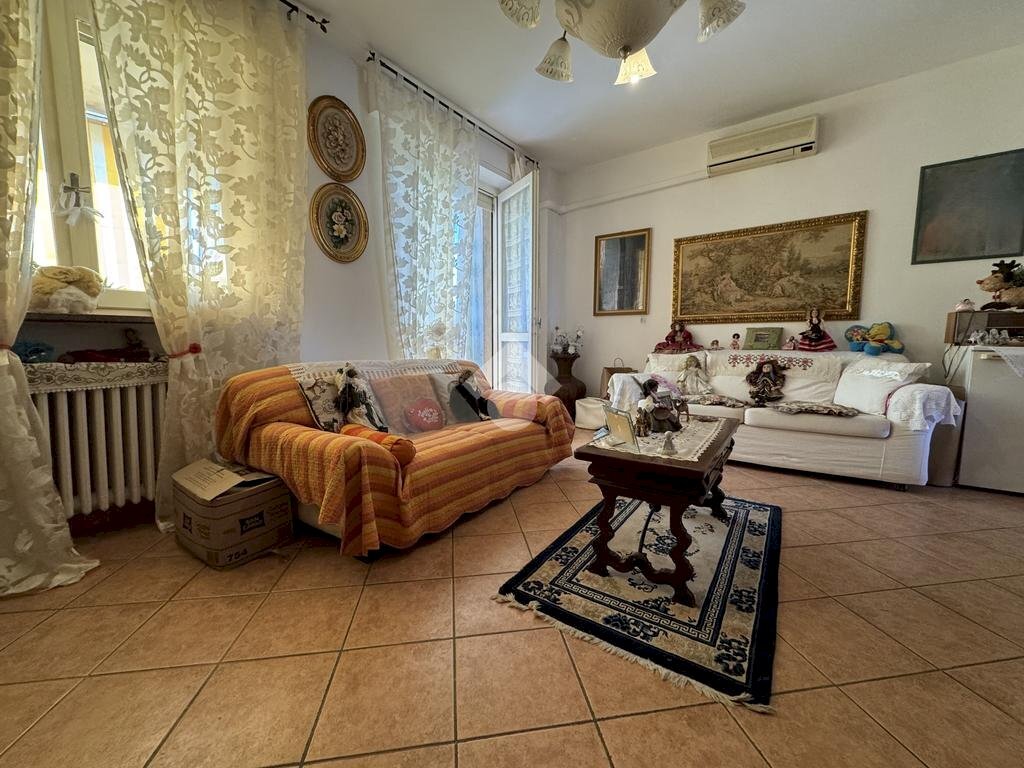 Three-room apartment Via mazzini, Cameri - photo 2