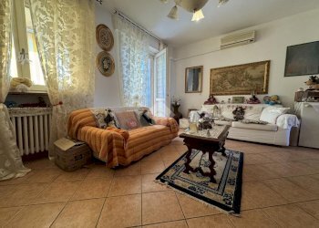 Three-room apartment Via mazzini, Cameri - photo 2