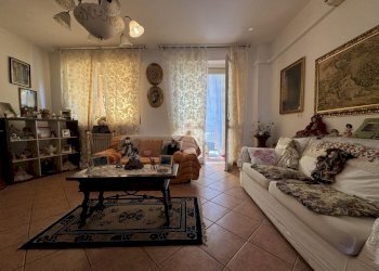 Three-room apartment Via mazzini, Cameri - photo 16