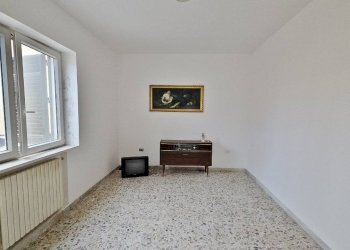Foto 18 - Appartamento Via I° Maggio
 
48, Castel Baronia - foto 18