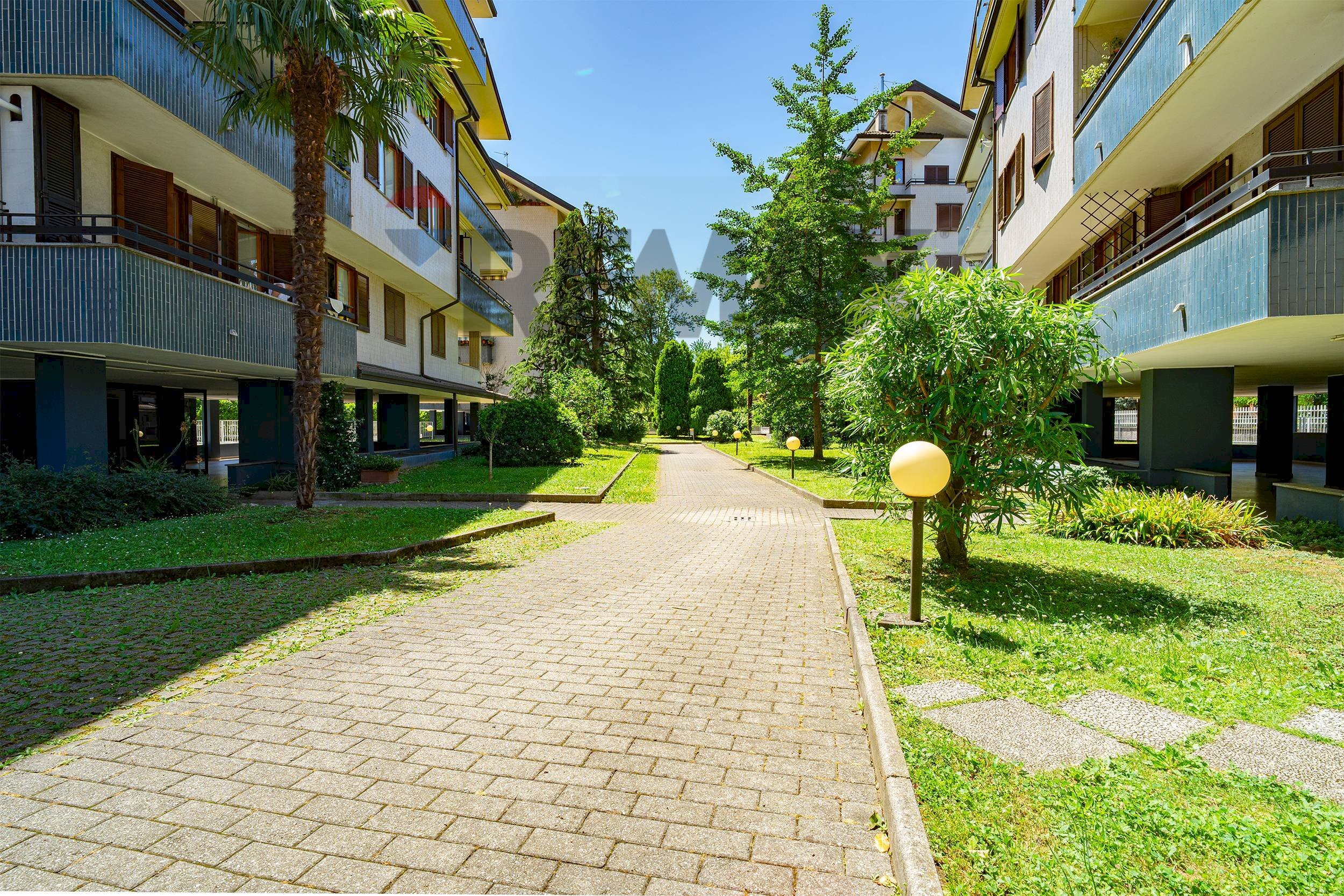 Edificio all\'aperto - Two-room apartment via Castellazzo
65, Rho - photo 2