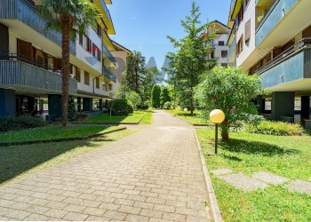 Edificio all\'aperto - Two-room apartment via Castellazzo
 
65, Rho - photo 2