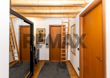 Hall / corridoio - Attico via cherubini
 
3, Legnano - foto 13