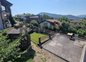 Vista delle montagne - Three-room apartment via Ugo Foscolo
 
9, Luino - photo 10