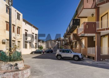 Edificio all\'aperto - Trilocale Via Belmonte Chiavelli
 
234, Palermo - foto 8