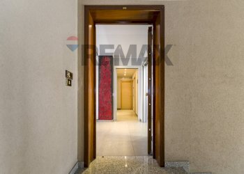 Hall / corridoio - Quadrilocale Via Castellana
 
189, Palermo - foto 11