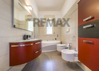Bagno - Quadrilocale Via Castellana
 
189, Palermo - foto 26
