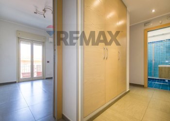 Hall / corridoio - Quadrilocale Via Castellana
 
189, Palermo - foto 28