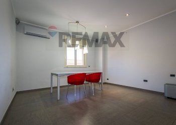 Sala da pranzo - Quadrilocale Via Castellana
 
189, Palermo - foto 30
