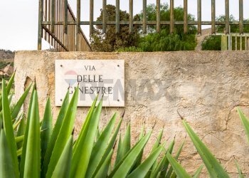 Non correlato - Building land via Milo
2, Erice - photo 5