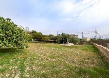 Giardino - Building land via Milo
2, Erice - photo 16