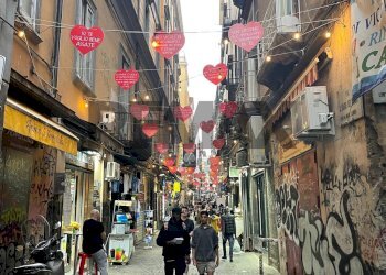 Edificio all\'aperto - Appartamento Vico Dei Maiorani
 
36, Napoli - foto 3