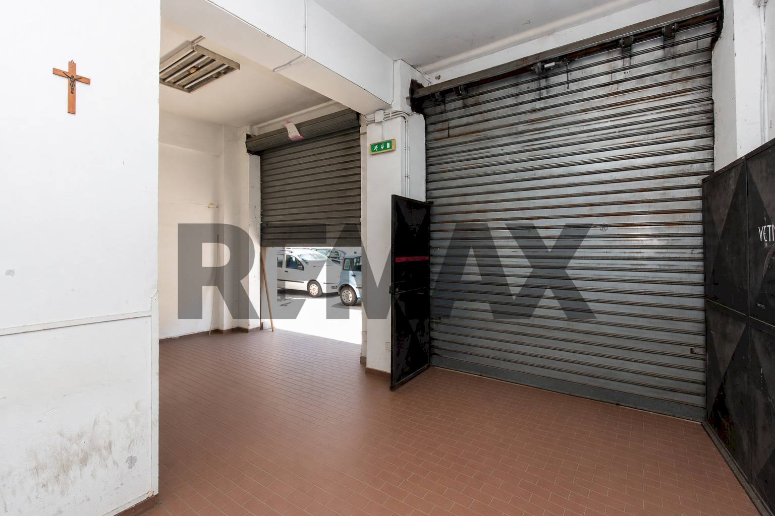Terrazza - Commercial Premises Via Industriale
133/133/A, Messina - photo 2
