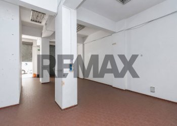 Stanza vuota - Commercial Premises Via Industriale
133/133/A, Messina - photo 15