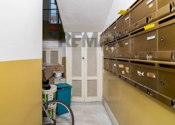 Ricezione / Lobby - Box Via Pola
 
43, Catania - foto 9
