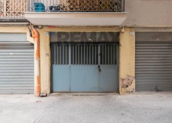 Edificio all\'aperto - Box Via Pola
 
43, Catania - foto 14