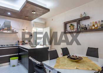 Cucina - Appartamento Via Leonida Bissolati
 
74, Solarino - foto 5