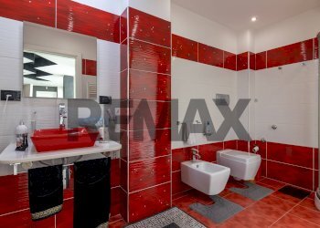 Bagno - Appartamento Via Leonida Bissolati
 
74, Solarino - foto 7