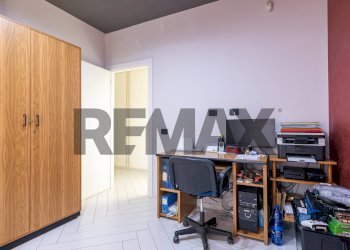 Ufficio - Appartamento Via Leonida Bissolati
 
74, Solarino - foto 16