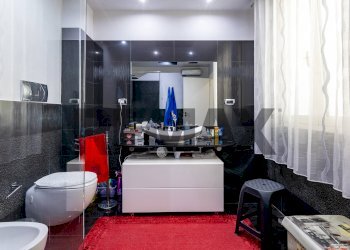 Bagno - Appartamento Via Leonida Bissolati
 
74, Solarino - foto 19