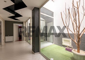Hall / corridoio - Appartamento Via Leonida Bissolati
 
74, Solarino - foto 23