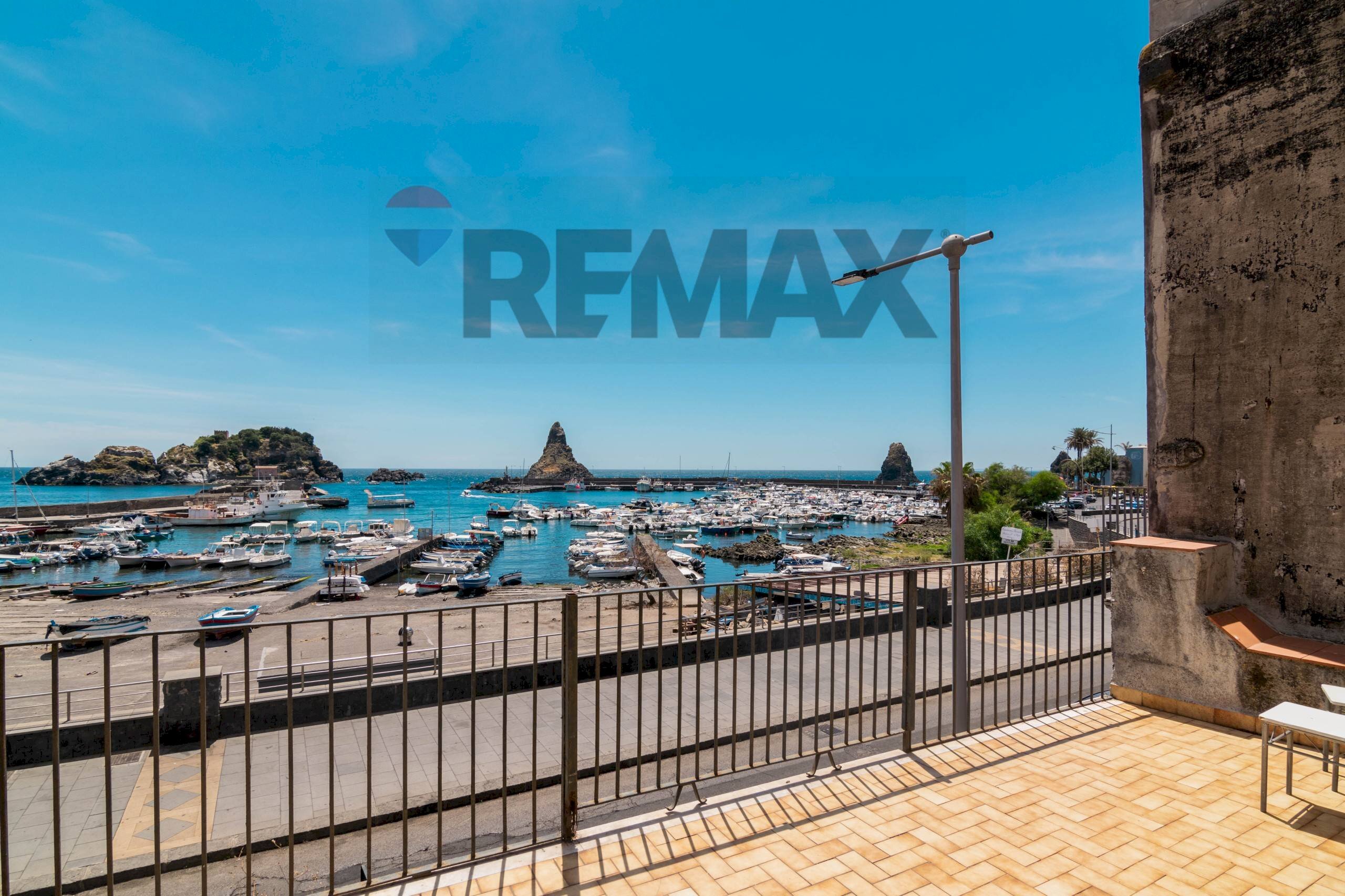 Terrazza - Attività Commerciale Via Provinciale
206, Aci Castello - foto 3