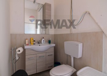 Bagno - Attività Commerciale Via Provinciale
206, Aci Castello - foto 24