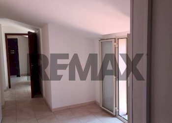 Stanza vuota - Three-room apartment Via Scale Sant'Antonio
 
60, Aci Catena - photo 13