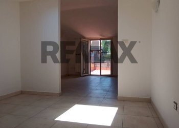 Stanza vuota - Three-room apartment Via Scale Sant'Antonio
 
60, Aci Catena - photo 17