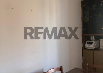 Sala da pranzo - Appartamento VIA LUIGI STURZO 140/142
 
140/142, Caltagirone - foto 7
