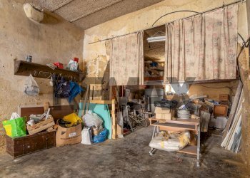 Dispensa di stoccaggio - Apartment VIA LUIGI STURZO 140/142
 
140/142, Caltagirone - photo 19