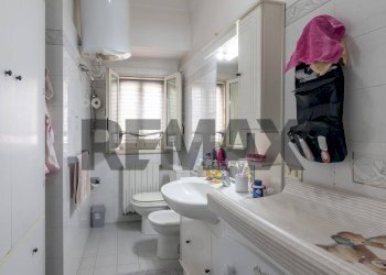 Bagno - Apartment VIA LUIGI STURZO 140/142
 
140/142, Caltagirone - photo 22