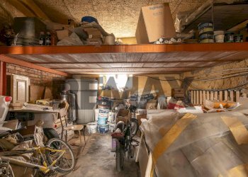 Dispensa di stoccaggio - Apartment VIA LUIGI STURZO 140/142
 
140/142, Caltagirone - photo 47