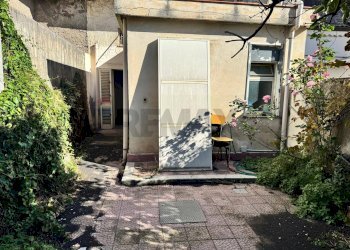 Casa all\'aperto - Shop via etna
43/a, San Giovanni la Punta - photo 14