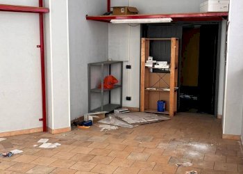 Stanza vuota - Commercial Premises Via Giovanni Verga
15, Lentini - photo 10