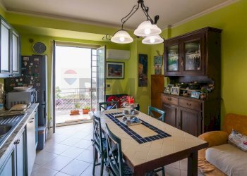 Sala da pranzo - Semi-detached house Via Litteri
 
90, Aci Castello - photo 4