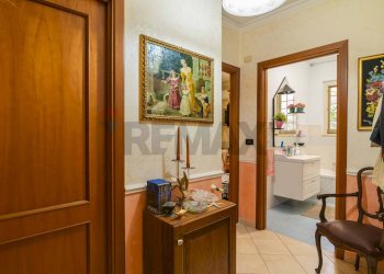 Hall / corridoio - Semi-detached house Via Litteri
 
90, Aci Castello - photo 21