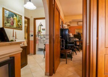 Hall / corridoio - Semi-detached house Via Litteri
 
90, Aci Castello - photo 22